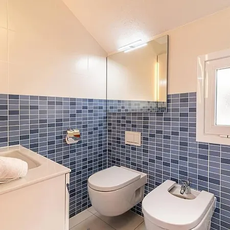 Duplex En Americas 3014 أرونا
